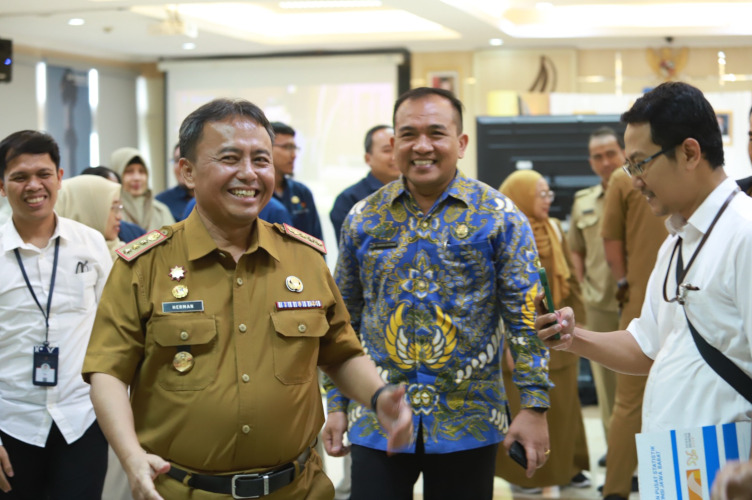 Provinsi Jawa Barat pada Bulan Januari 2025 Mengalami Deflasi (m-to-m) Sebesar 0,68 Persen